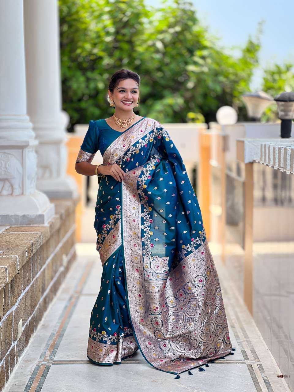 Banarasi Soft Silk   Zari Border Sarees
