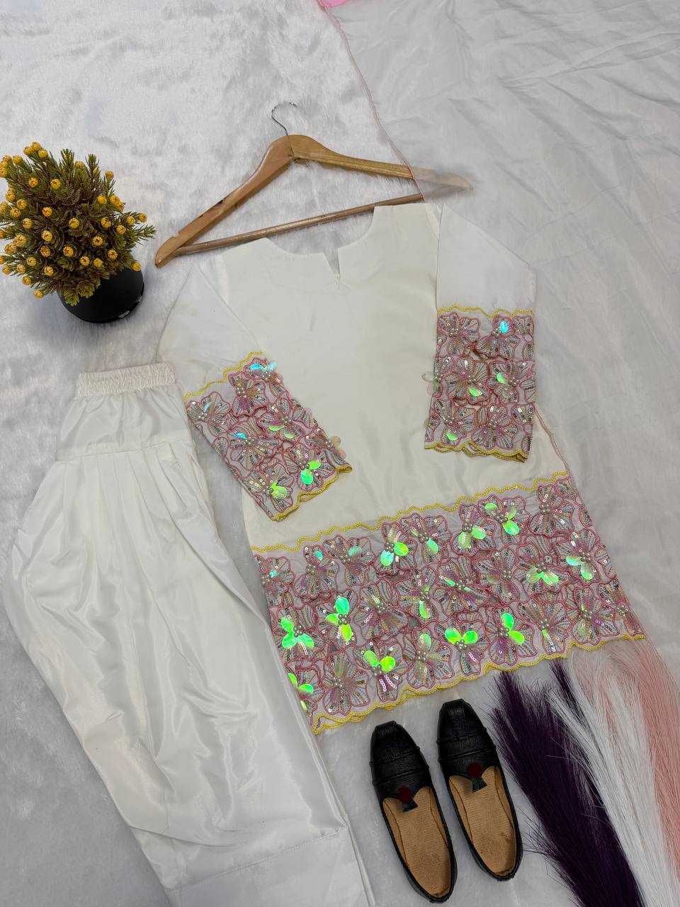 Heavy Crepe  Mother & Daughter Combo  Ethnic Sets