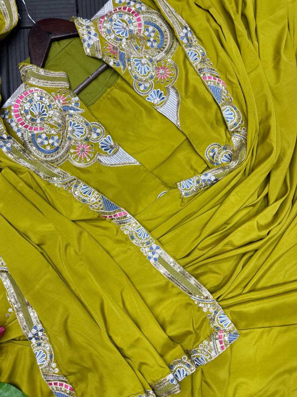 Heavy Crepe   Ready To Wear Party Wear Saree With Jacket