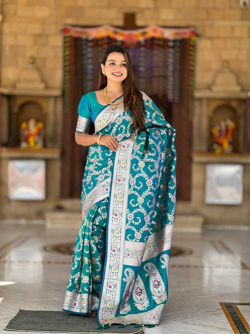 Premium Silk Designer Zari Border Silk Sarees